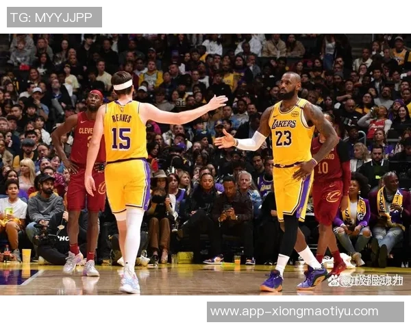 骑士官推发布詹姆斯与米切尔海报宣传1月底主场对湖人比赛盛况