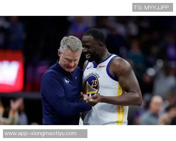 勇士战胜对手库里27分5助攻荣膺最佳球员称号